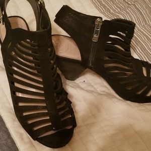 Vince Camuto Black Open Toe Sandal